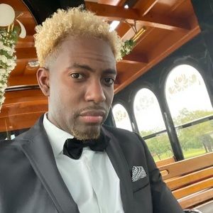 Meet your Posher, Dwayne